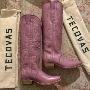 Tecovas limited addition Loretta boots